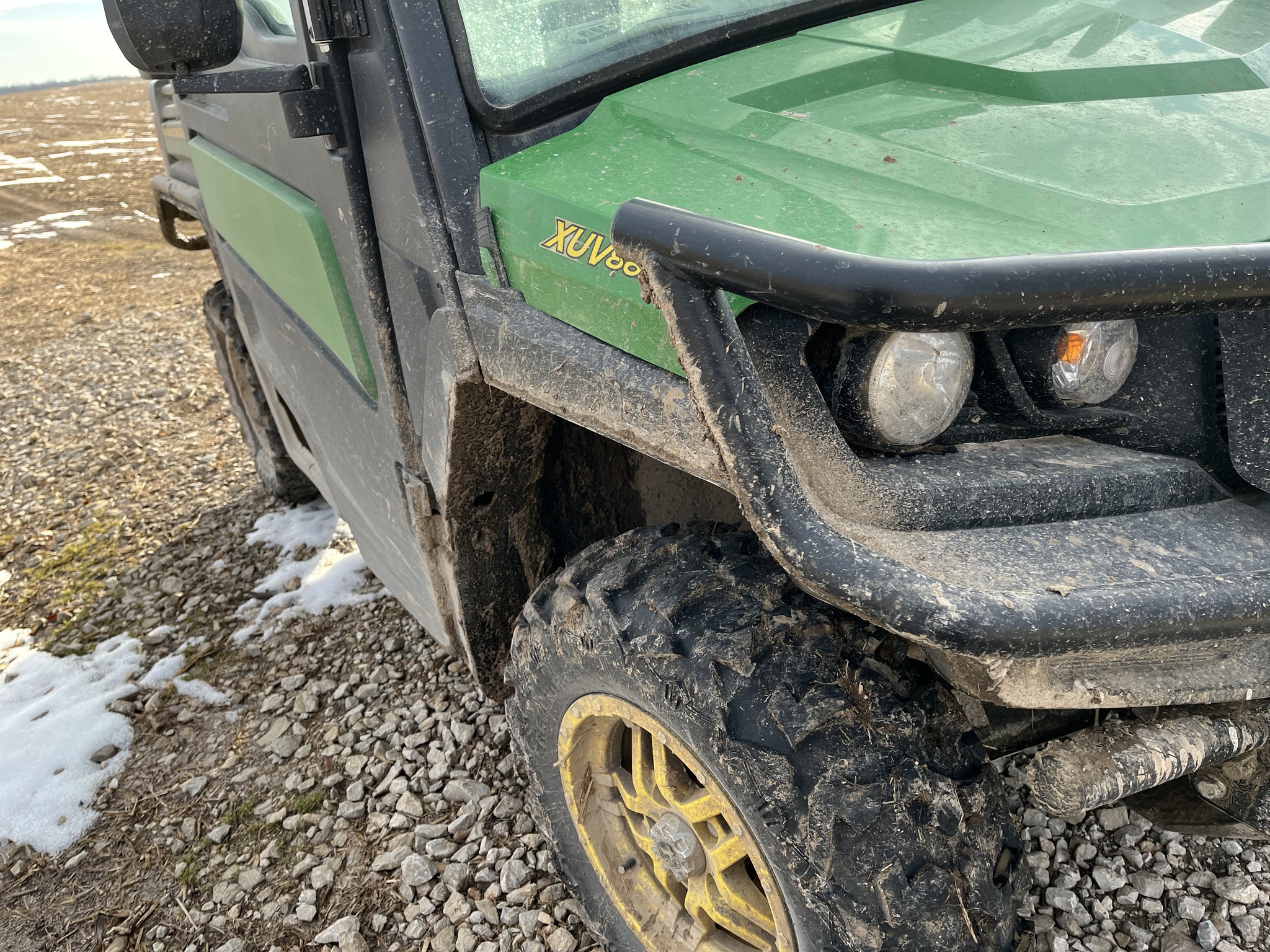  2023 John Deere XUV 865R at Heritage Tractor in Clinton, MO