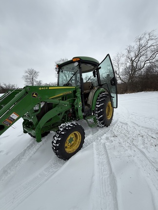 Photo of 2022 John Deere 4044R