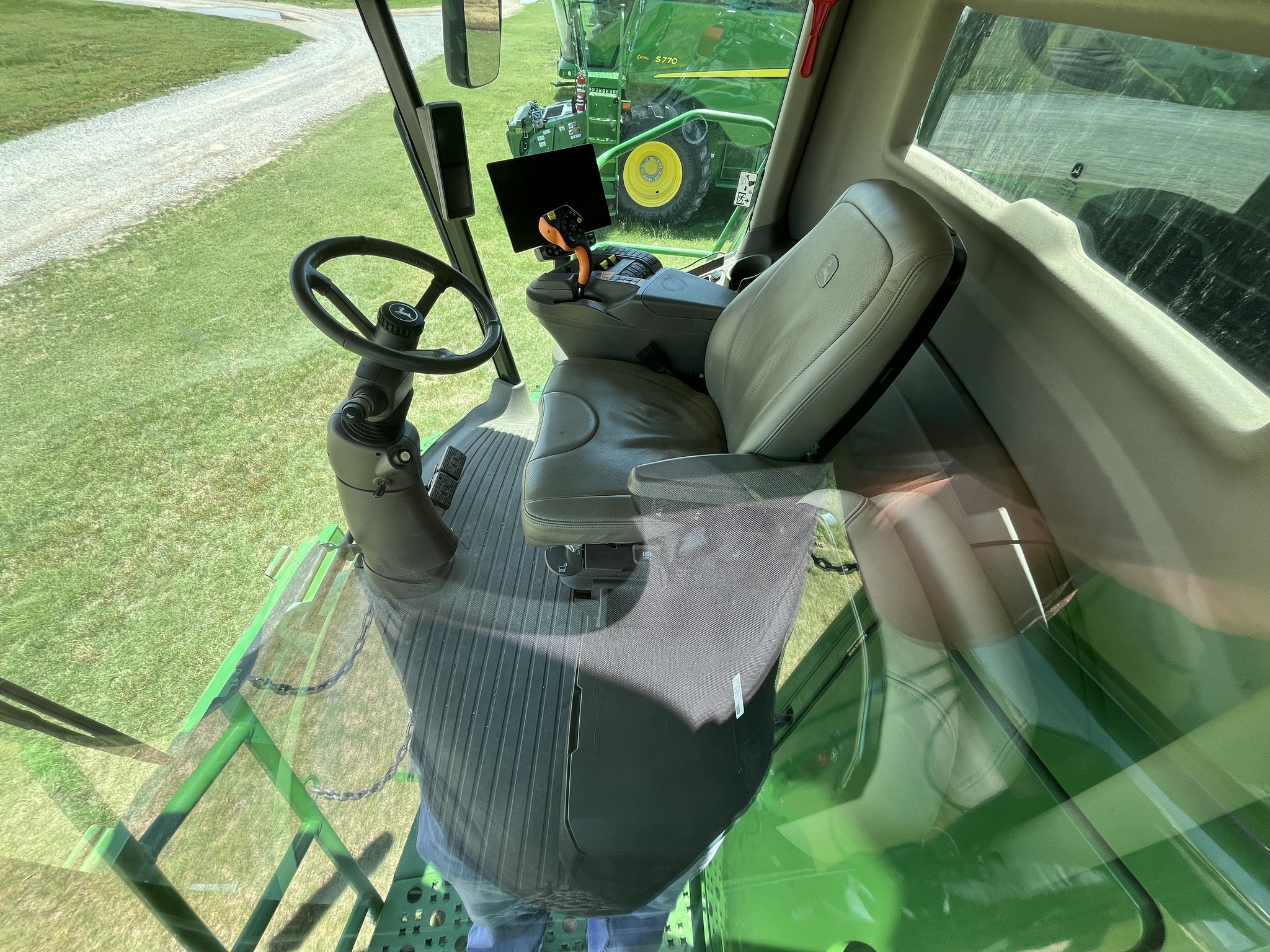 2024 John Deere S770 Image 10