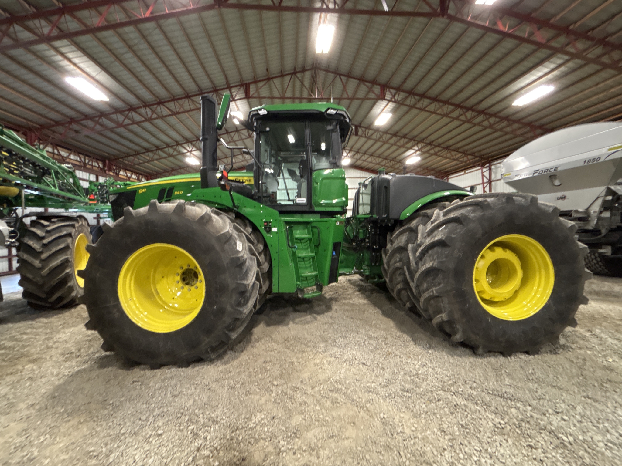 Used 2025 John Deere 9R 540 Articulated 4WD Tractors at Koenig Equipment in Anna, OH - PhotoXL3