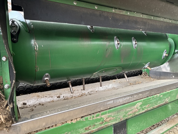 Used 2021 John Deere RD35F Combine Platforms at Koenig Equipment in Urbana, OH - Photo7