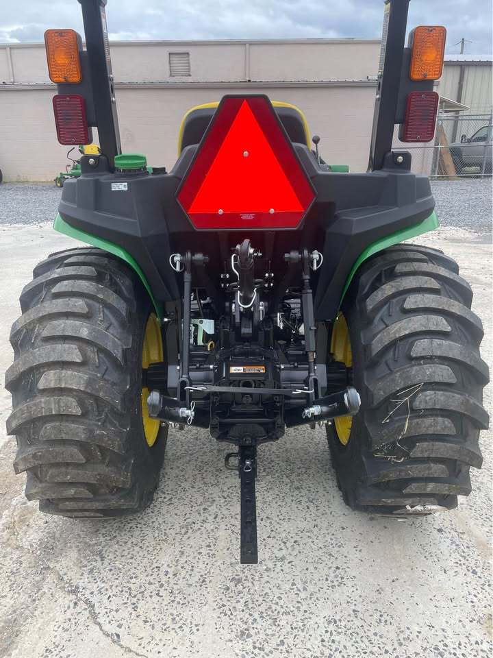 2025 John Deere 3038E Image 2
