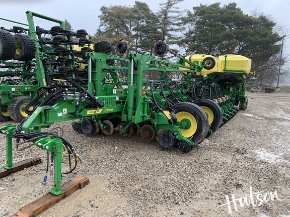 Photo of 2023 John Deere 1775NT
