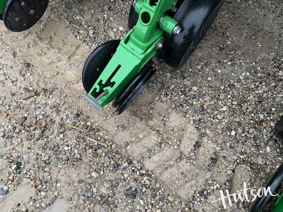 Photo of 2023 John Deere 1775NT