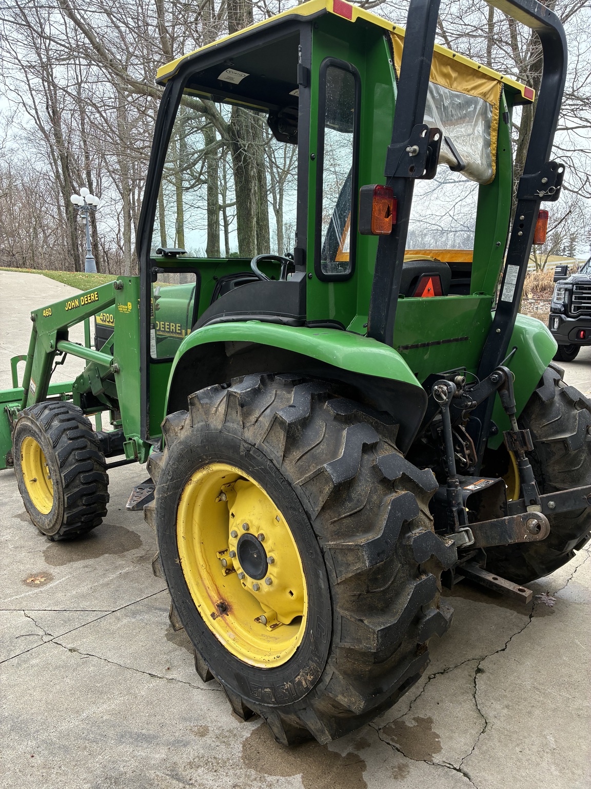 2000 John Deere 4700 Image 4