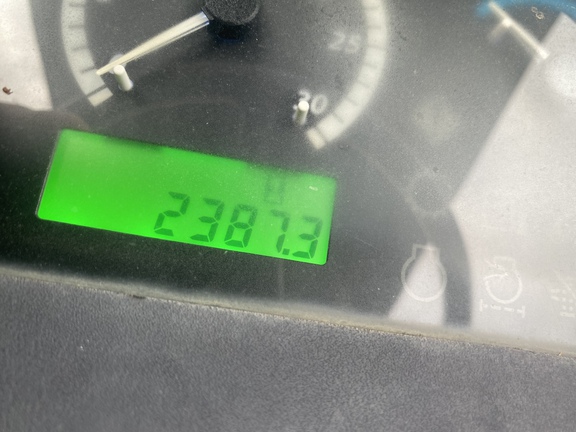 2015 John Deere 5075E Photo 7