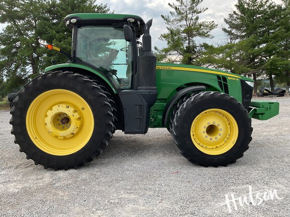 Photo of 2016 John Deere 8320R
