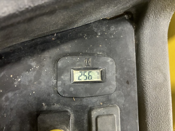 2011 John Deere Z655 (4th thumbnail)