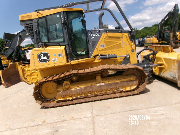 2024 John Deere 700L
