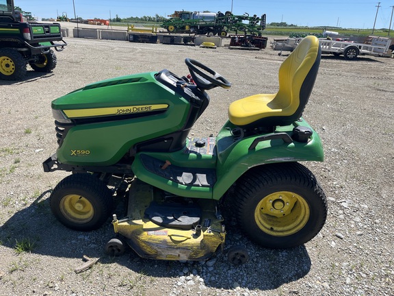 2015 John Deere X590 - Photo8