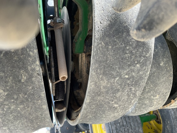 2010 John-Deere DB60