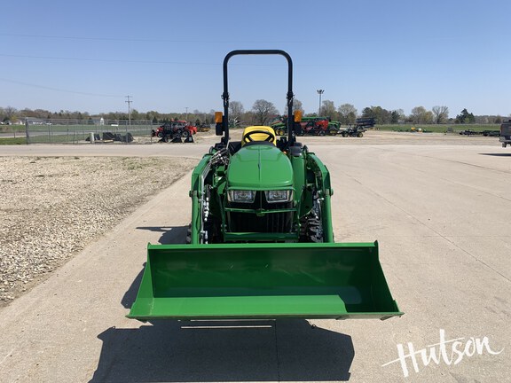 Photo of 2025 John Deere 3038E