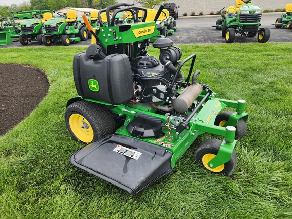 2025 John-Deere Q810E
