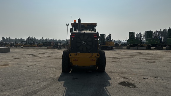2019 John Deere 772GP