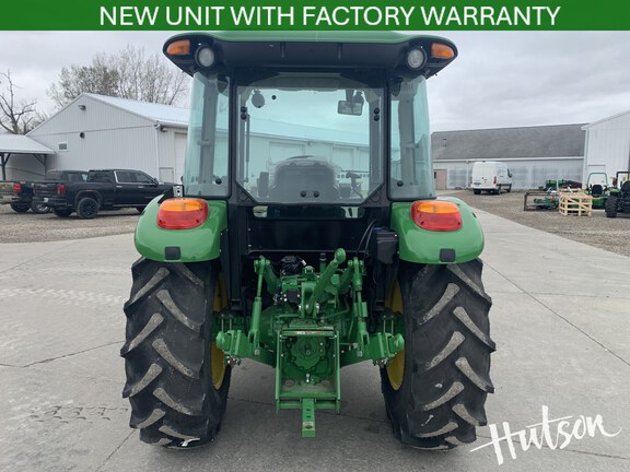 Photo of 2025 John Deere 5075E