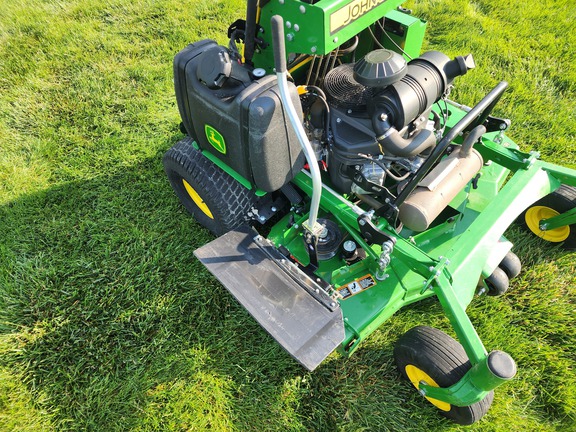 2023 John-Deere 648R