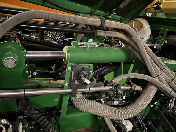 2024 John Deere DB60 - Photo6