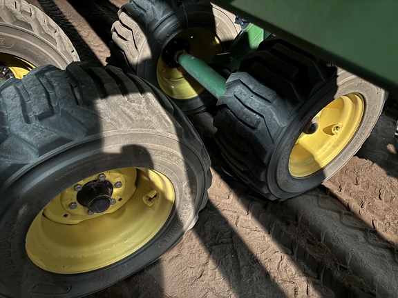 2024 John Deere DB60 - Photo7