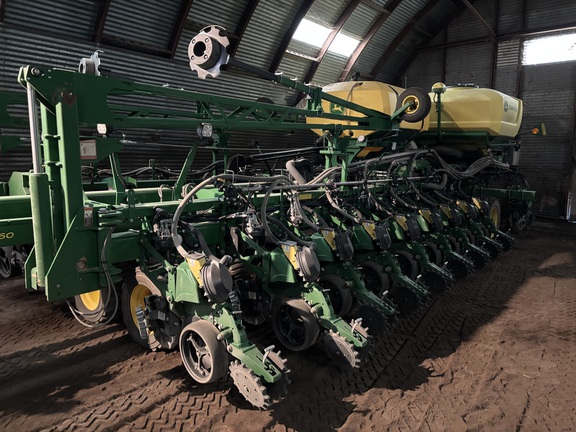 2024 John Deere DB60 - Photo13