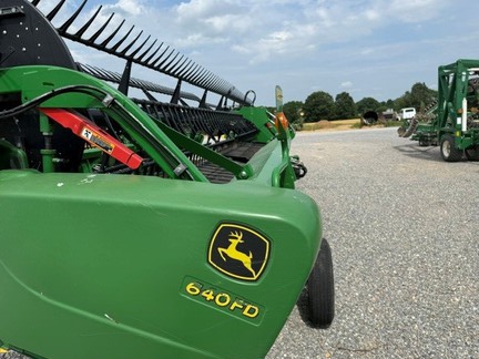Photo of 2018 John Deere 640FD