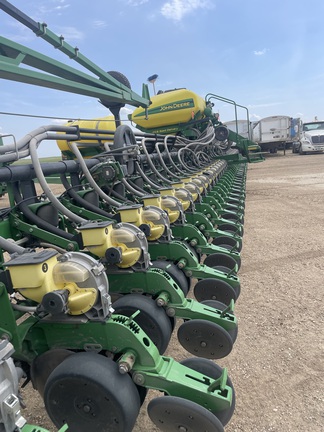 2011 John Deere DB66 - Photo16