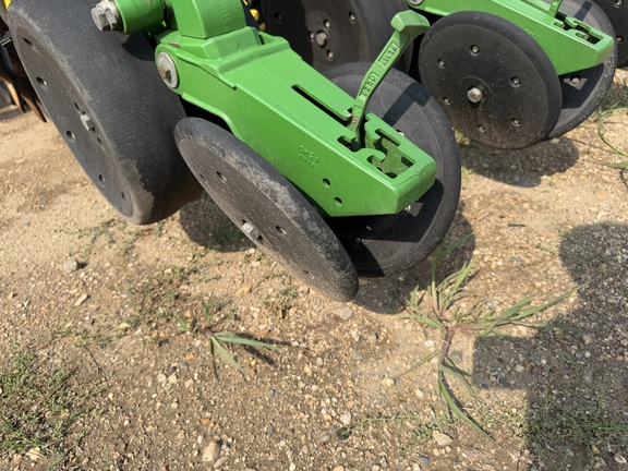 2011 John Deere DB66 - Photo18
