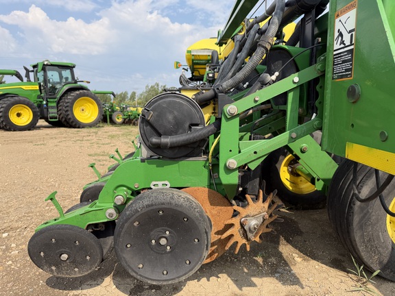 2011 John Deere DB66 - Photo23