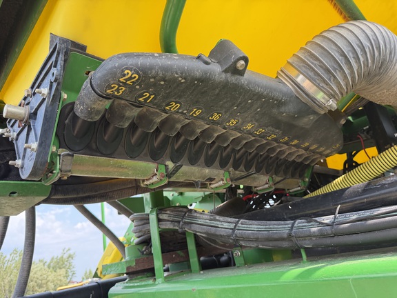 2011 John Deere DB66 - Photo35