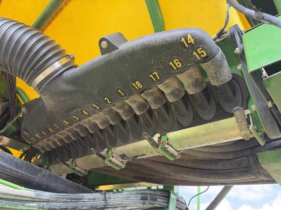 2011 John Deere DB66 - Photo36