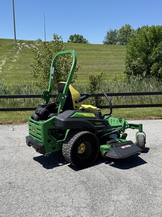 2022 John-Deere Z930M