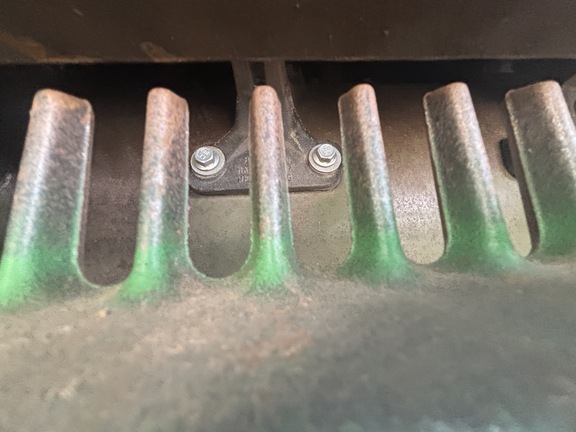 Used 2014 John Deere S680 Combines at Horizon Ag & Turf in Wetaskiwin, AB - Photo17
