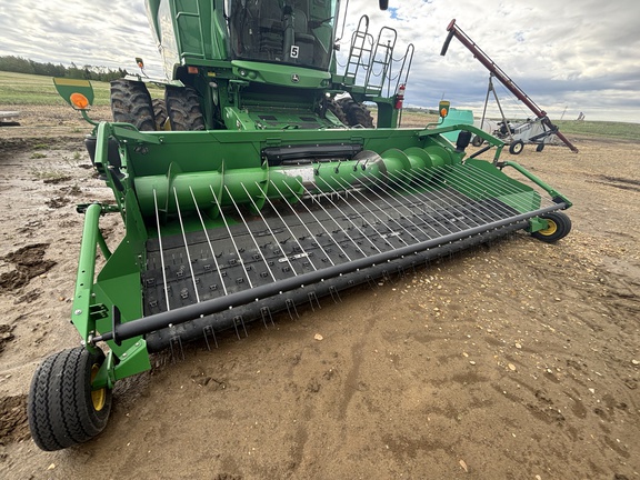Used 2014 John Deere S680 Combines at Horizon Ag & Turf in Wetaskiwin, AB - Photo25