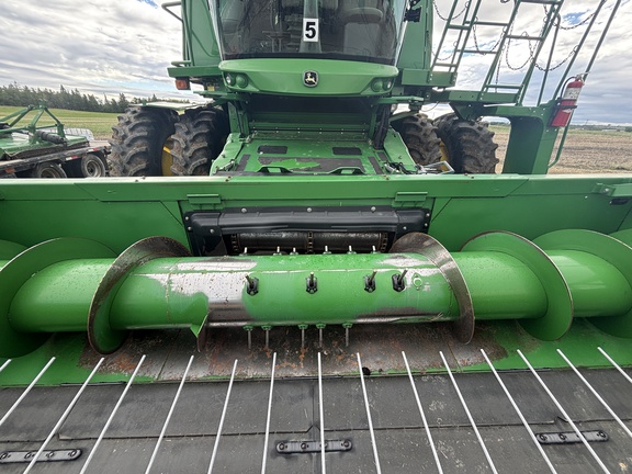 Used 2014 John Deere S680 Combines at Horizon Ag & Turf in Wetaskiwin, AB - Photo23