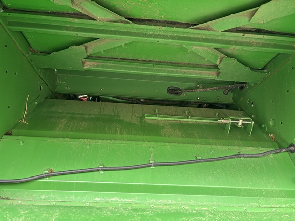 Used 2014 John Deere S680 Combines at Horizon Ag & Turf in Wetaskiwin, AB - Photo32