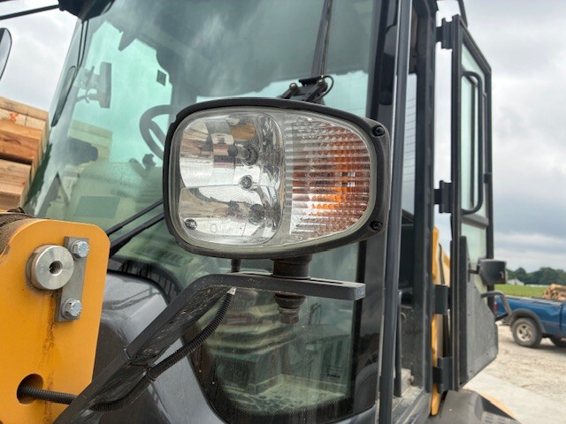 Used 2024 John Deere 324 P Compact Loaders at Koenig Equipment in Greensburg, IN - PhotoXL4