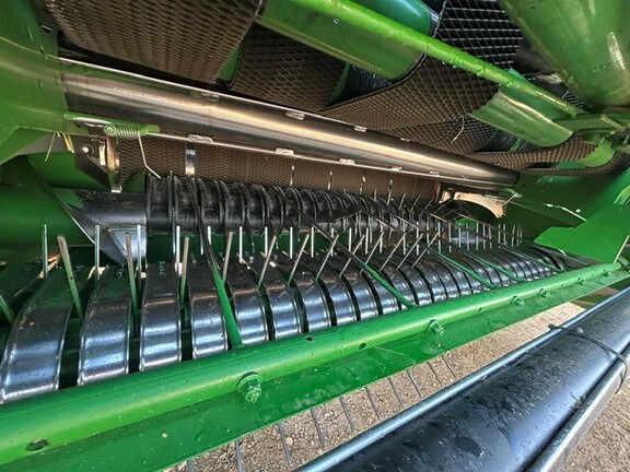 2025 John Deere 561M (6th thumbnail)