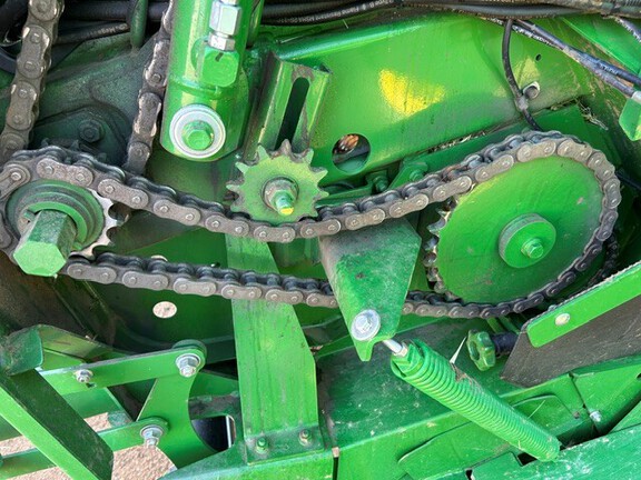 2025 John Deere 561M (7th thumbnail)