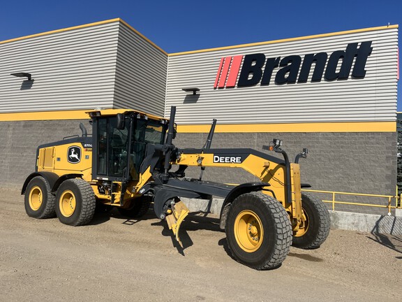 2021 John Deere 870G
