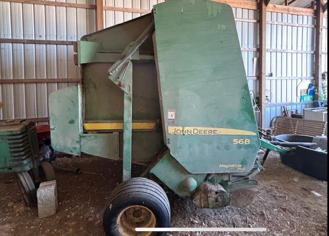 2007 John Deere 568