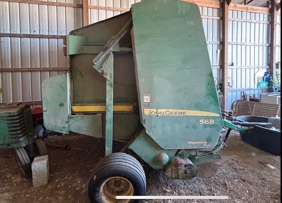 Photo of 2007 John Deere 568