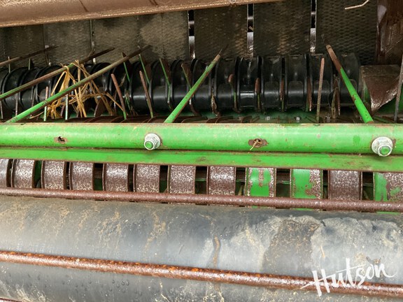 Photo of 2007 John Deere 568