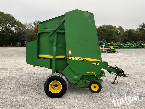 Photo of 2007 John Deere 568