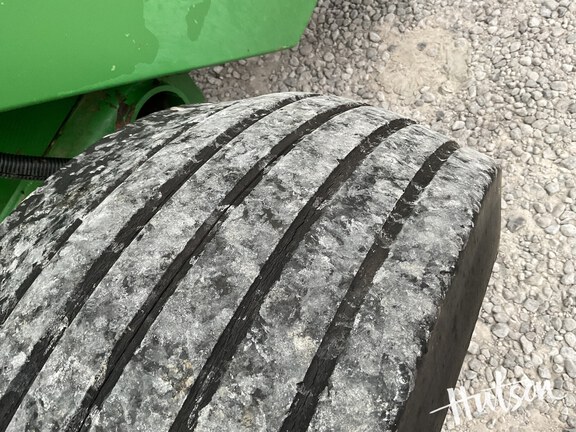 Photo of 2007 John Deere 568