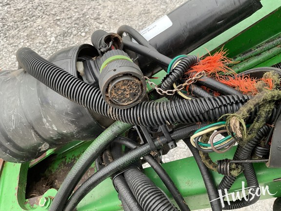 Photo of 2007 John Deere 568