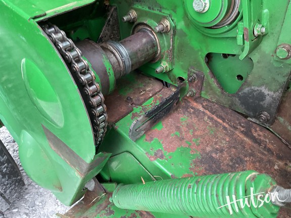 Photo of 2007 John Deere 568