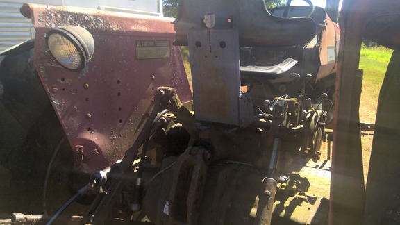 1980 Massey Ferguson 275