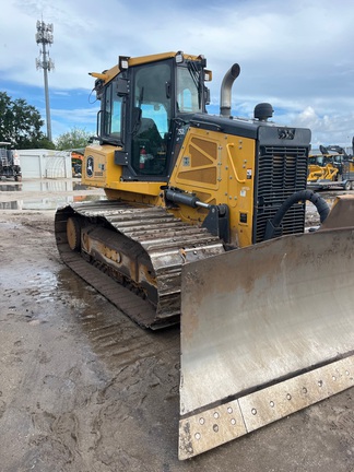 2024 John Deere 750L