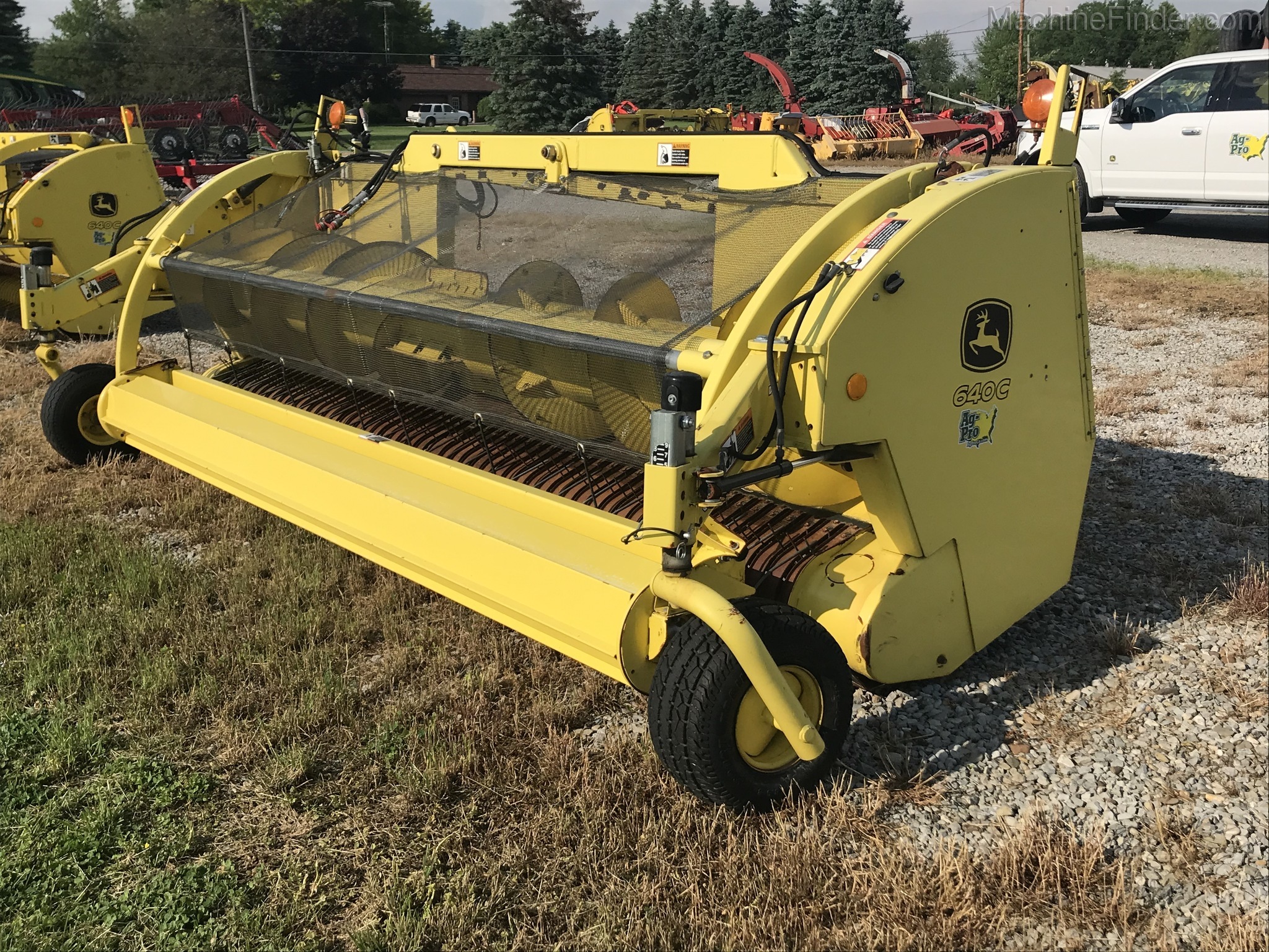 2014 John Deere 640C Image 1