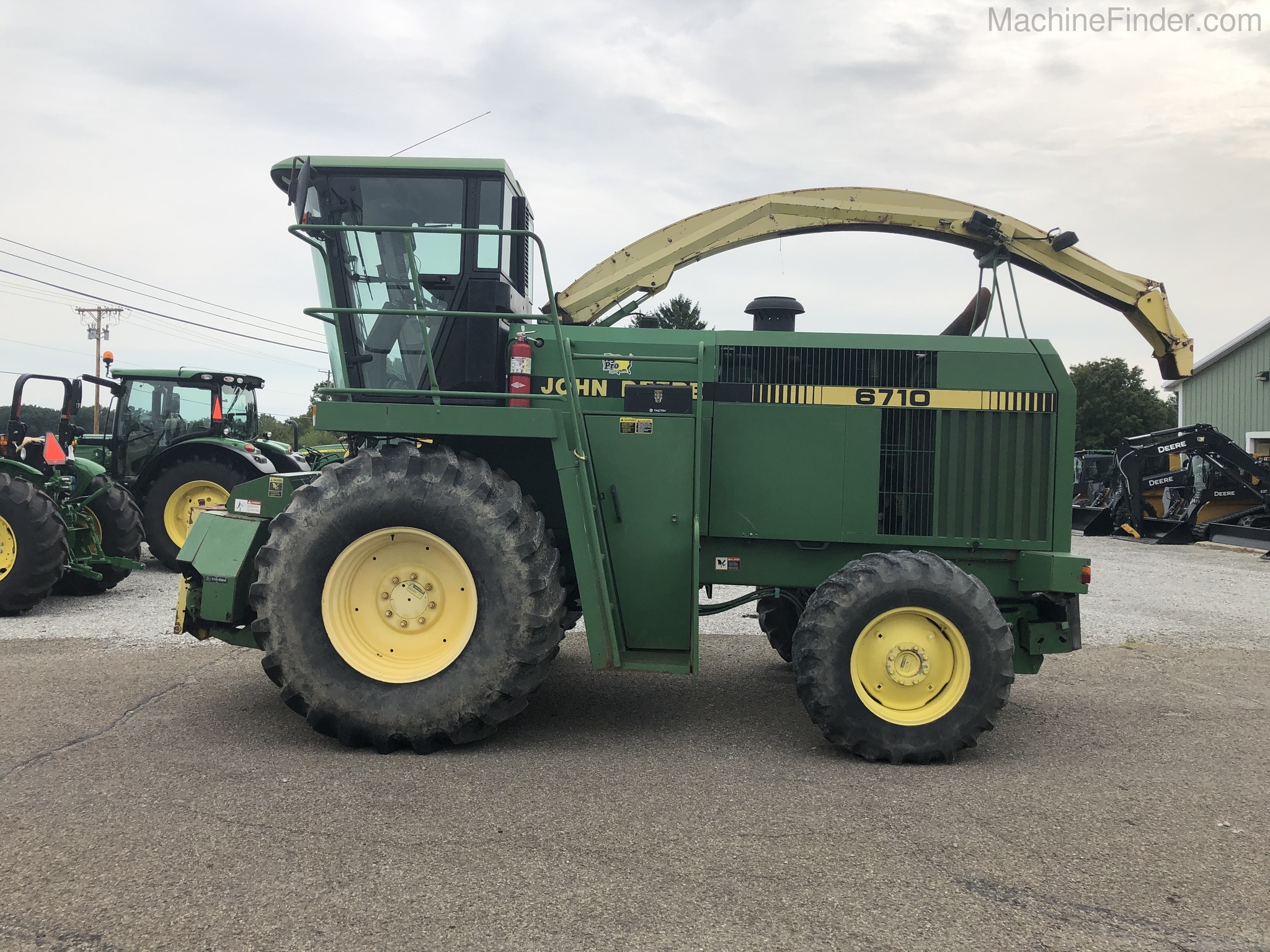 1997 John Deere 6710 Image 2