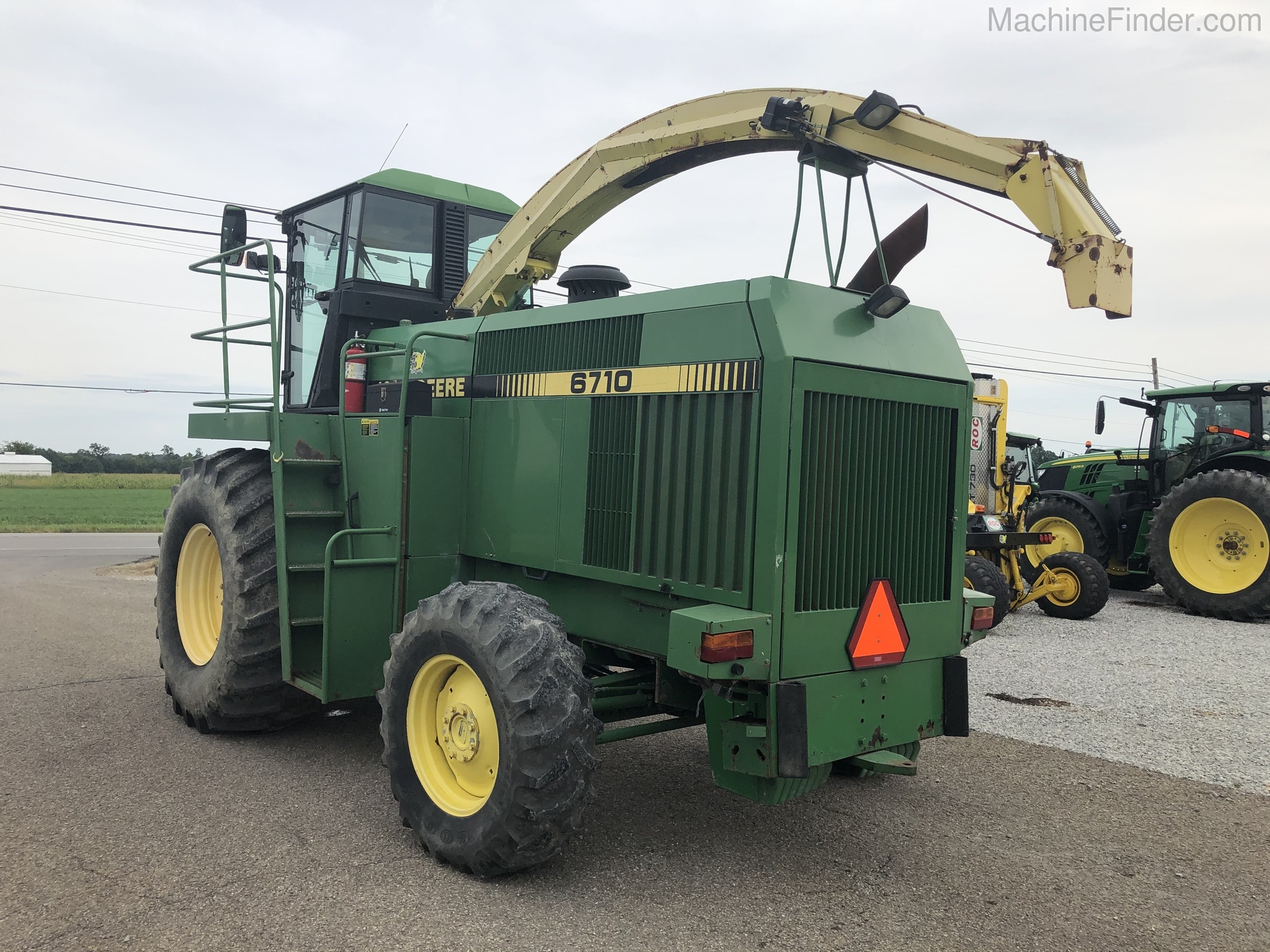1997 John Deere 6710 Image 8